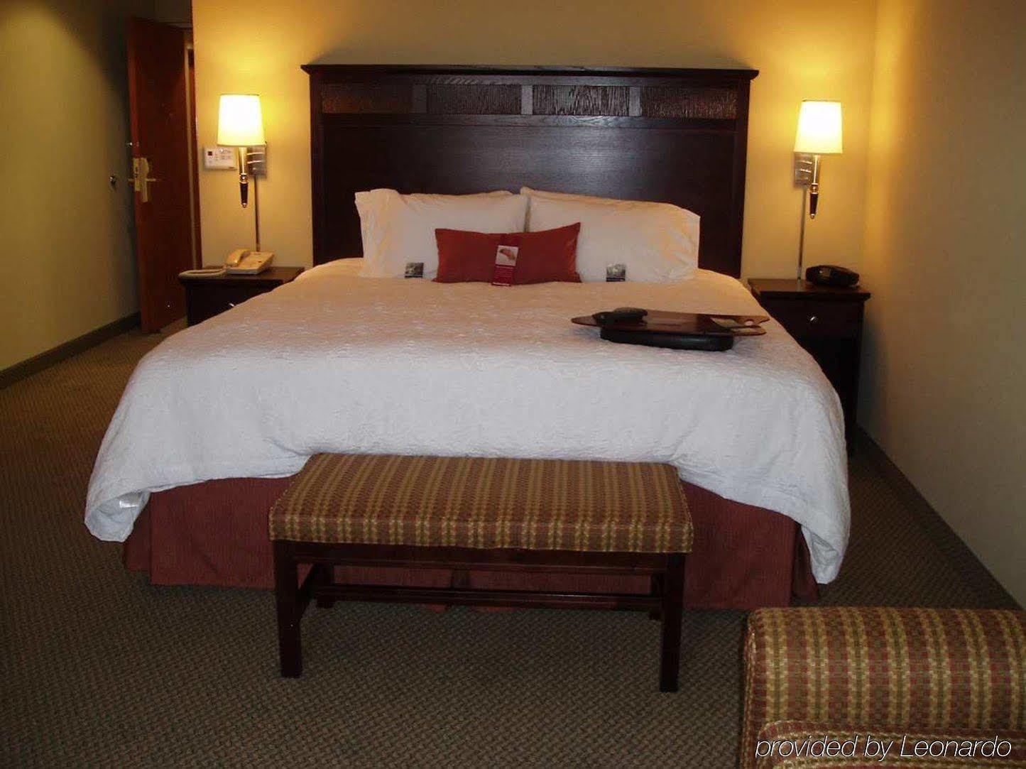 Hampton Inn&Suites Lawton Zimmer foto